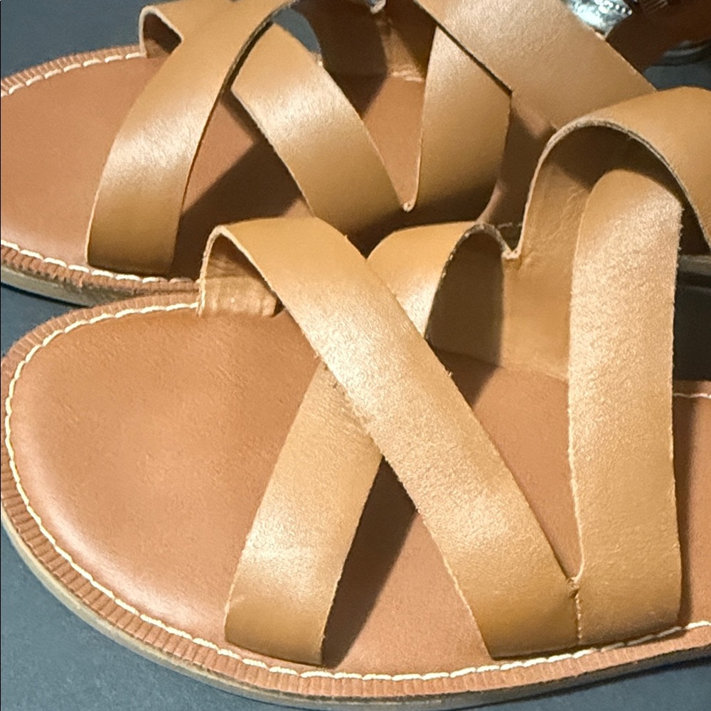 Toms Brown Strappy Sandals - Picture 3 of 11